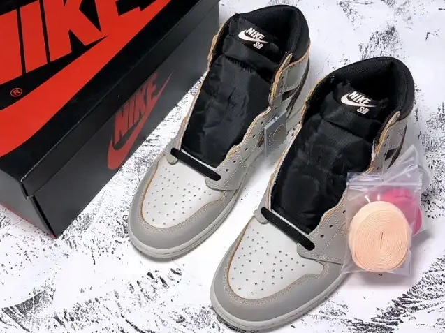 Reps TB OG Jordan SB High Nike Bone x Air 1 CD6578-006 Light 0412